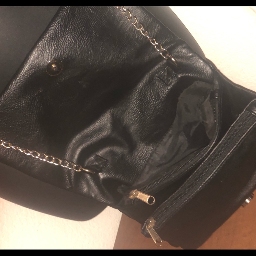 Classy Side Bag - Picture 4 of 4